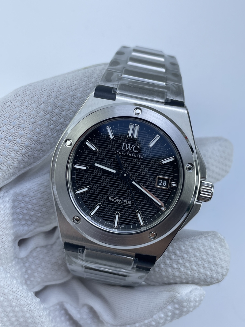 (준비완료/특급배송/)NO.3359/V7공장 IWC 인제니어 블랙다이얼 브레이슬릿